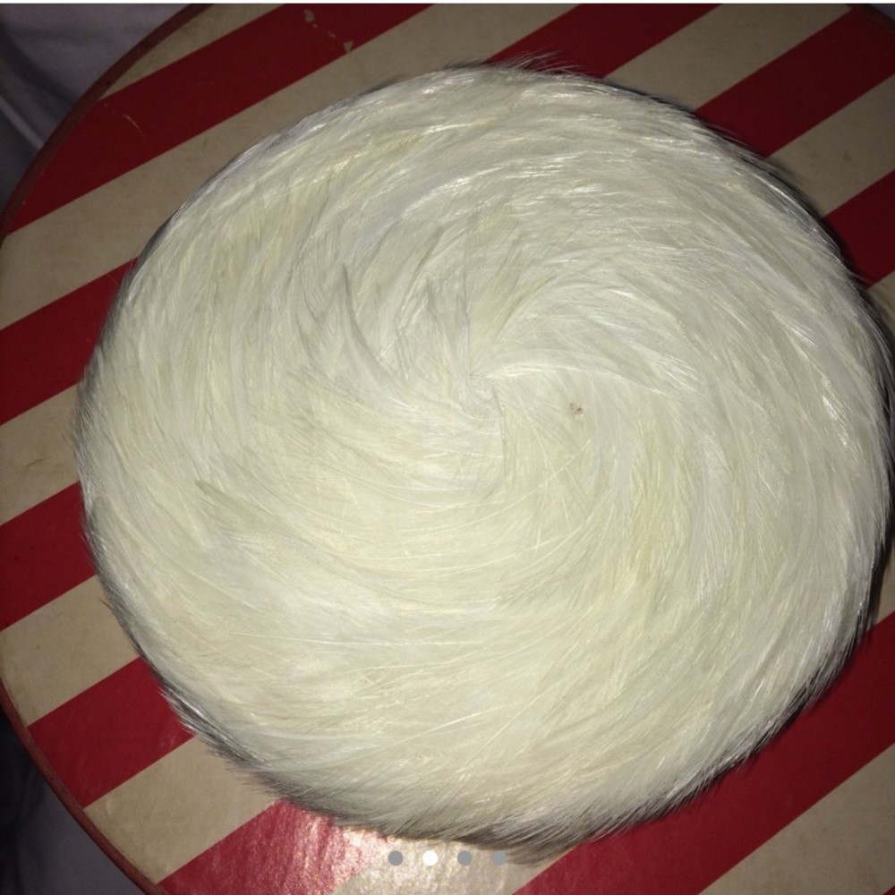 Jackie O Feather Hat - Picture 2 of 4